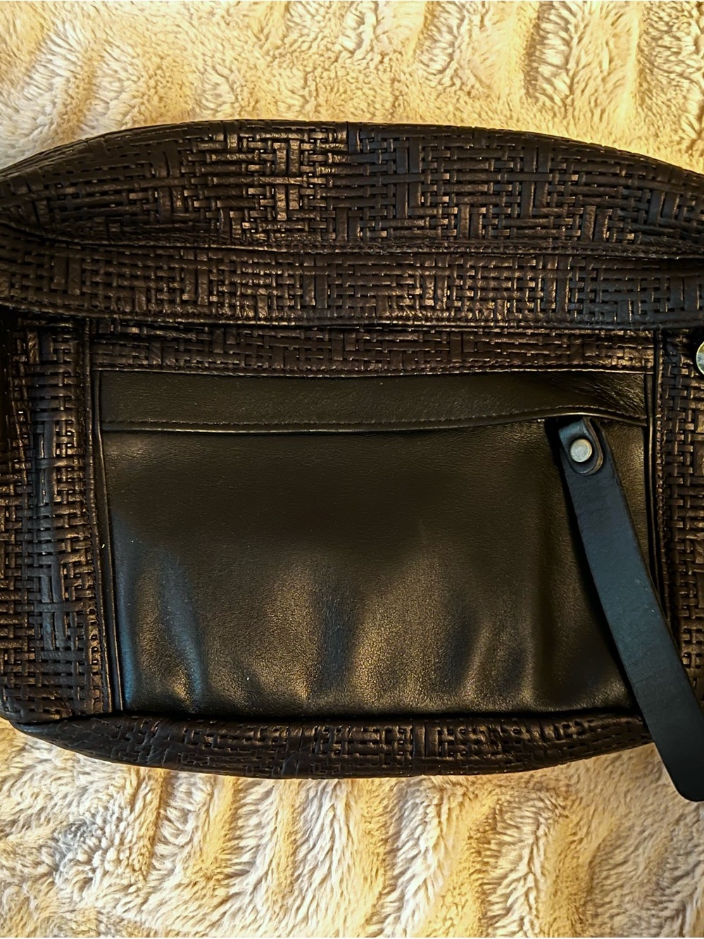 Parker thatch cross your heart black basketweave Crossbody bag - Picture 4 of 6